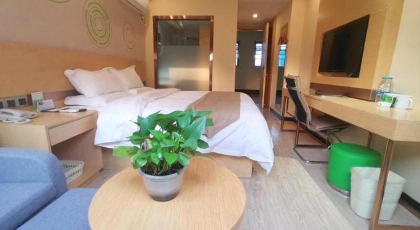 Greentree Inn Suzhou Taicang City Liuhe Town Tinghai Road Express Hotel Экстерьер фото